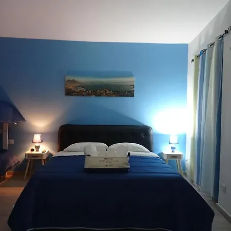 Blue House Apartment