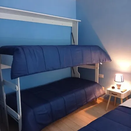 Blue House Neapol